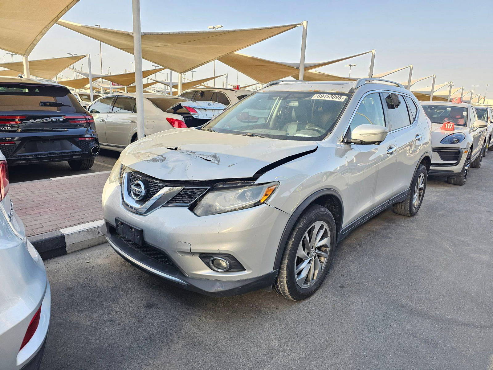 2015 NISSAN ROGUE — 209620 KM — Lot FC860637 — Souq - Marhaba Auctions Used Cars - Image 5