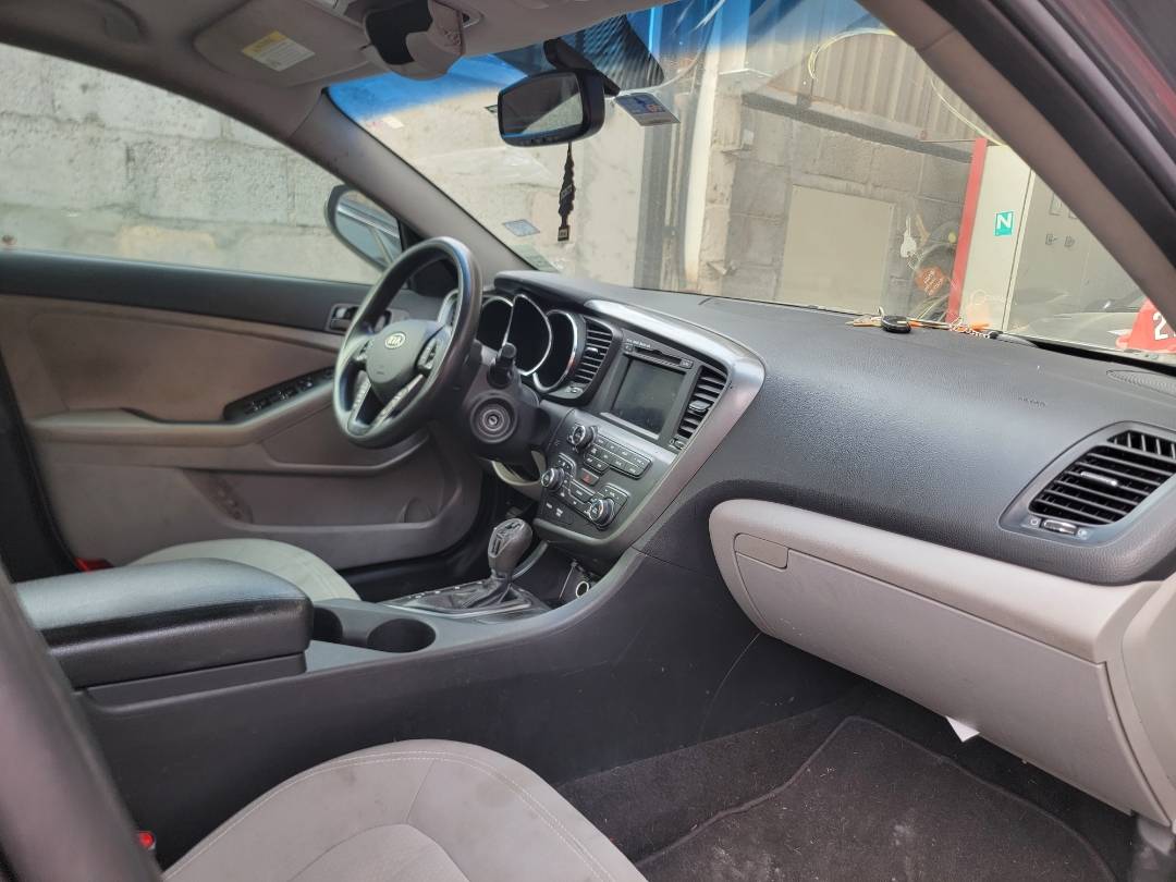 2011 KIA OPTIMA — 166252 Miles — Lot B5166239 — Main - Marhaba Auctions Used Cars - Image 6