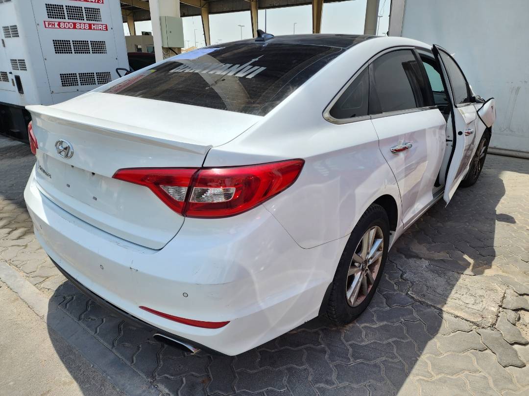 2015 HYUNDAI SONATA — 121212 KM — Lot 69767343 - Marhaba Auctions Used Cars - Image 10