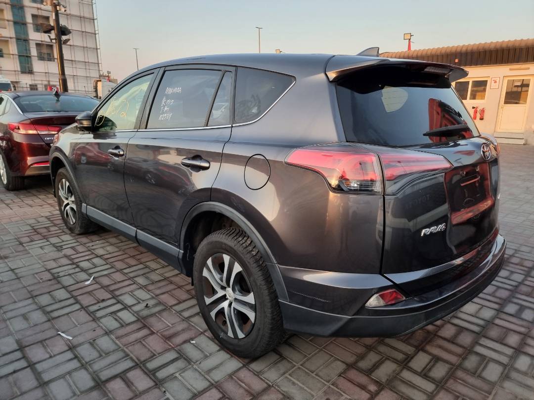 2018 TOYOTA RAV4 — 53228 Miles — Lot 124578 — Main - Marhaba Auctions Used Cars - Image 5