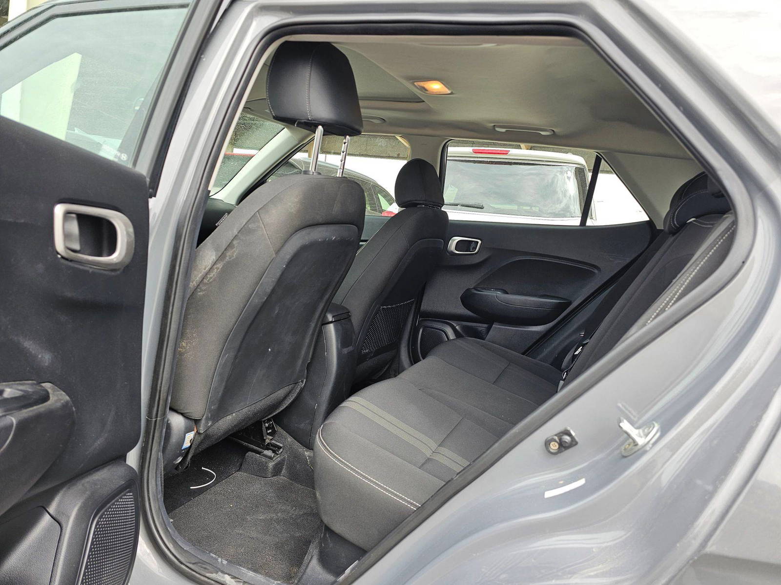 HYUNDAI VENUE SEL 2022 - Marhaba Auction Used Cars - Image 6