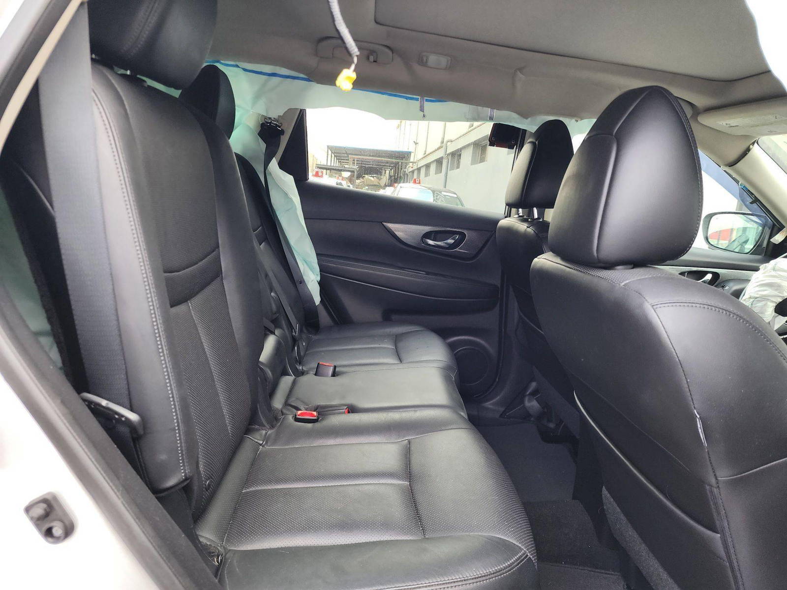 2015 NISSAN ROGUE — 89608 Miles — Lot 51608 — Al Quoz - Marhaba Auctions Used Cars - Image 10