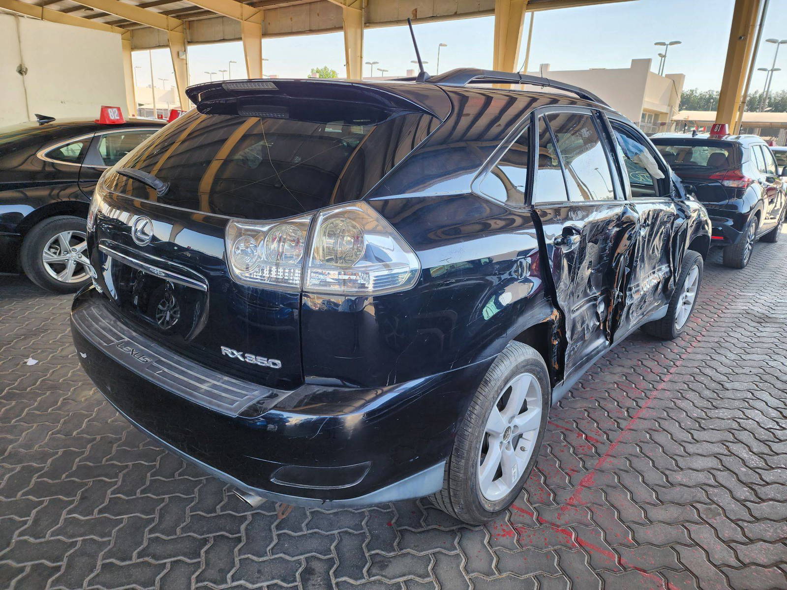 2007 LEXUS RX 350 — 174180 Miles — Lot 41582745 - Marhaba Auctions Used Cars - Image 3