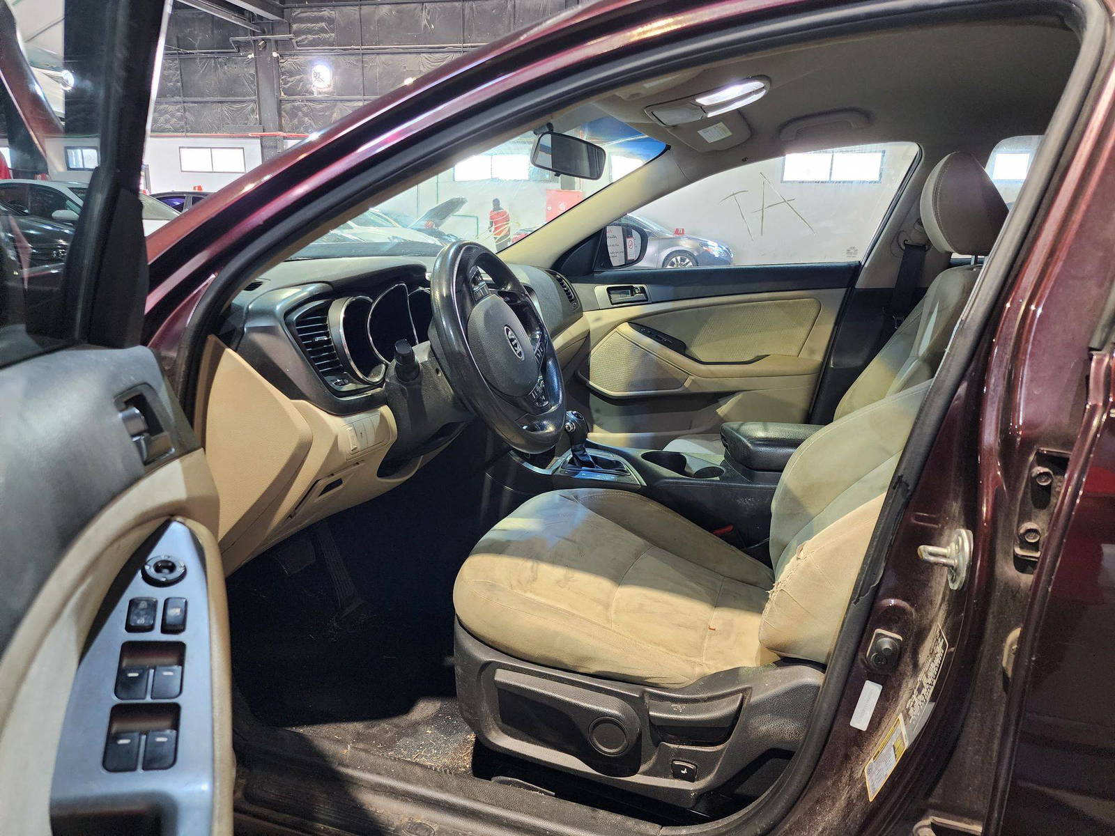 2012 KIA OPTIMA — 233935 Miles — Lot 78153934 — Al Quoz - Marhaba Auctions Used Cars - Image 9