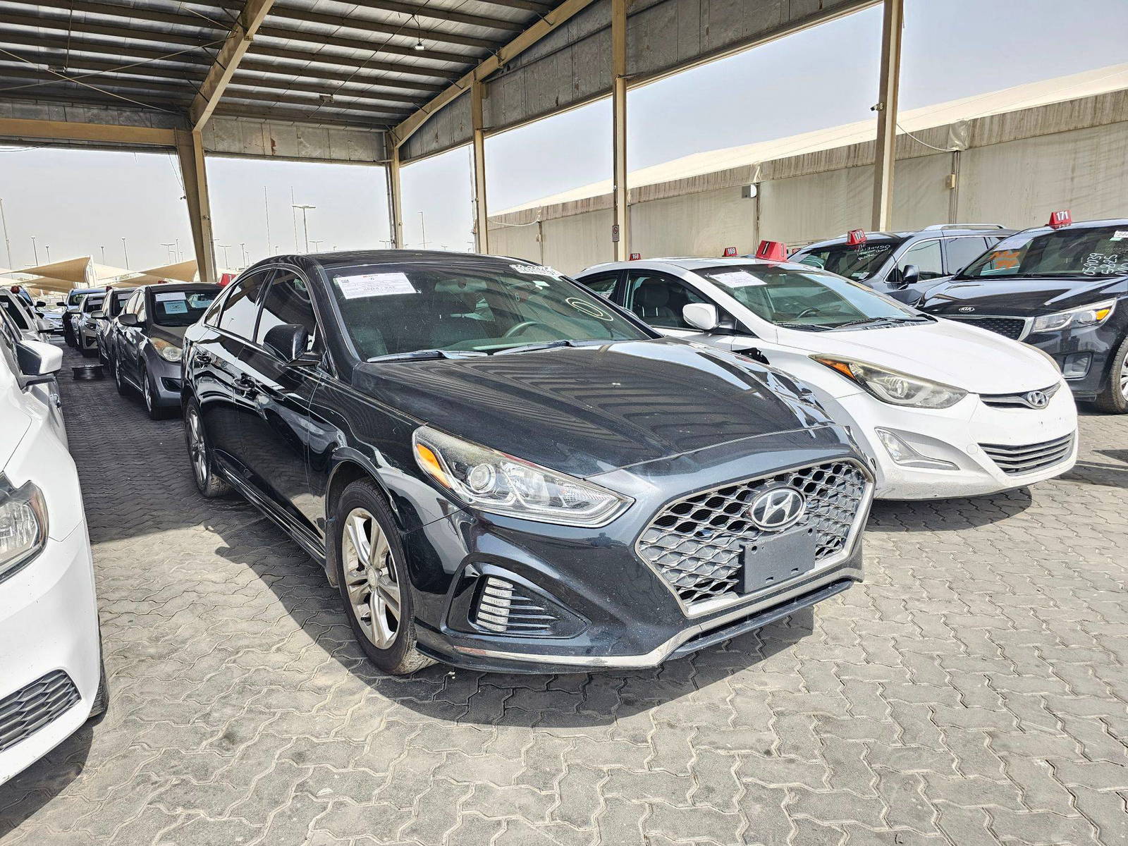 2018 HYUNDAI SONATA — 123512 Miles — Lot F4JH715133 — Souq - Marhaba Auctions Used Cars - Image 4