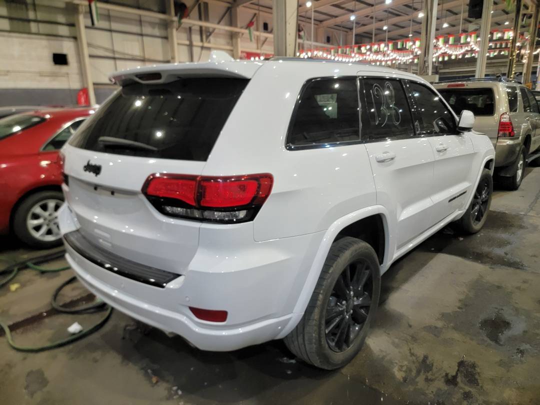 2018 JEEP Grand Cherokee — 125654 Miles — Lot JC123035 — Main - Marhaba Auctions Used Cars - Image 5