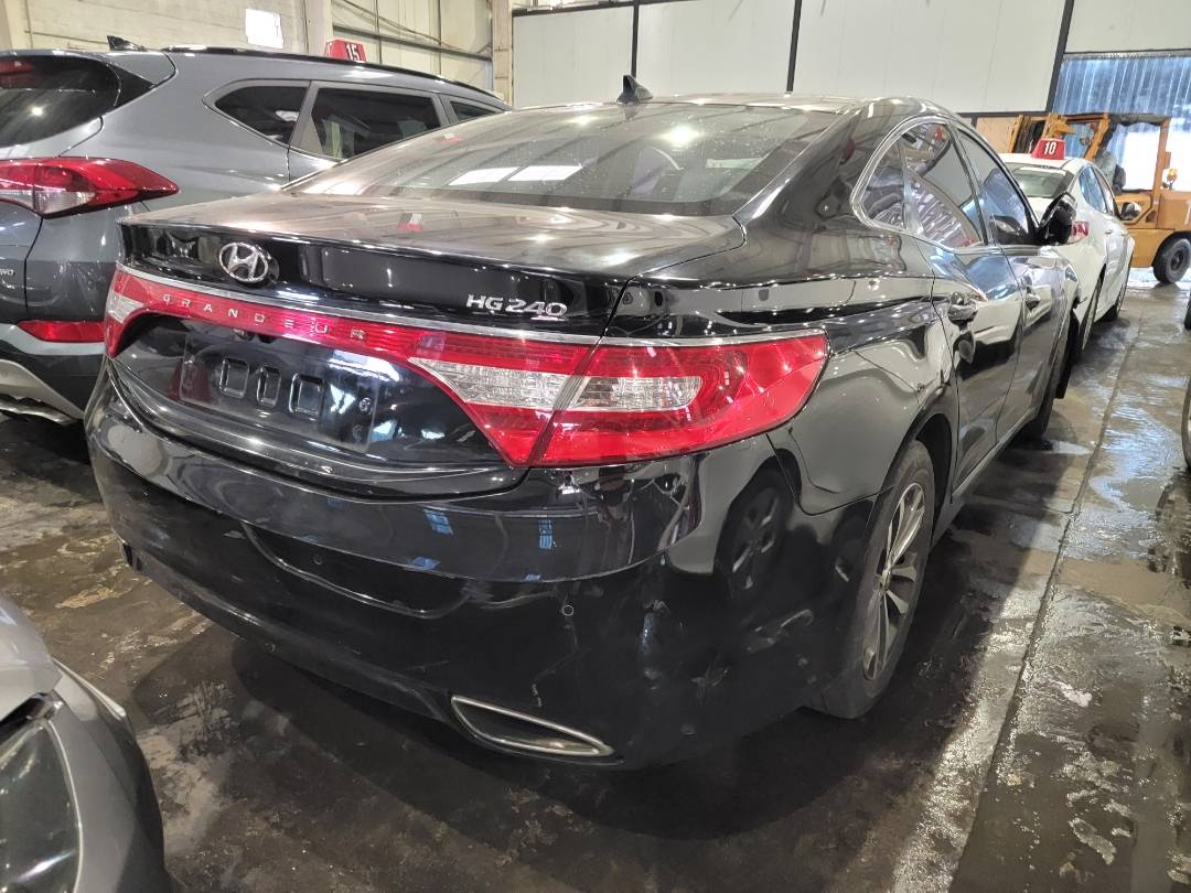 HYUNDAI GRANDEUR 2011 - Marhaba Auction Used Cars - Image 3