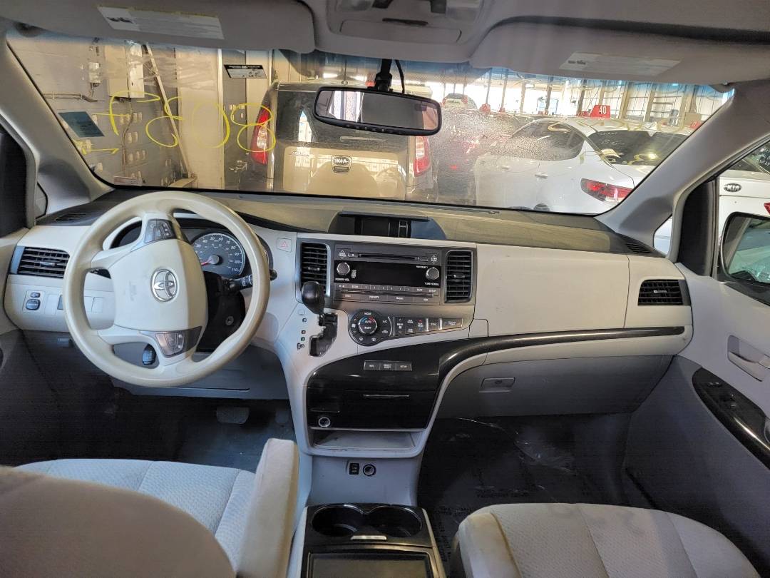 2014 TOYOTA SIENNA — 215294 Miles — Lot 418037 — Main - Marhaba Auctions Used Cars - Image 5