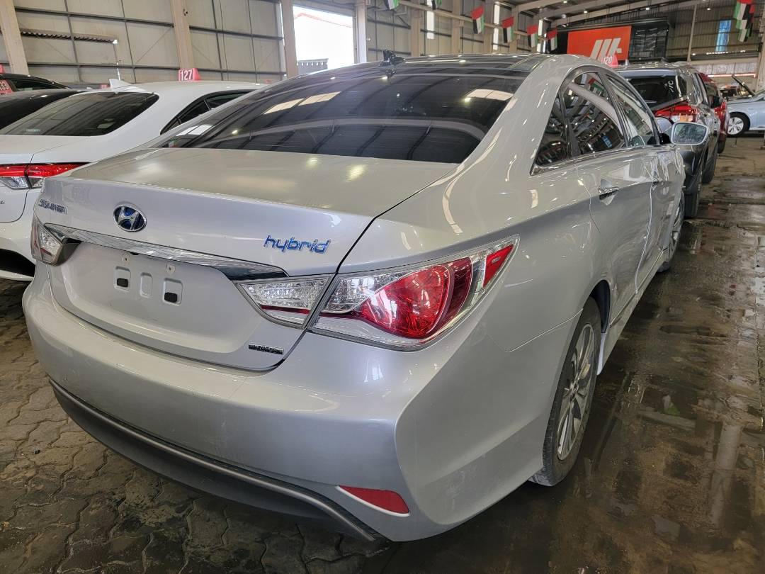 2015 HYUNDAI SONATA — 125571 Miles — Lot FA124756 — Main - Marhaba Auctions Used Cars - Image 4