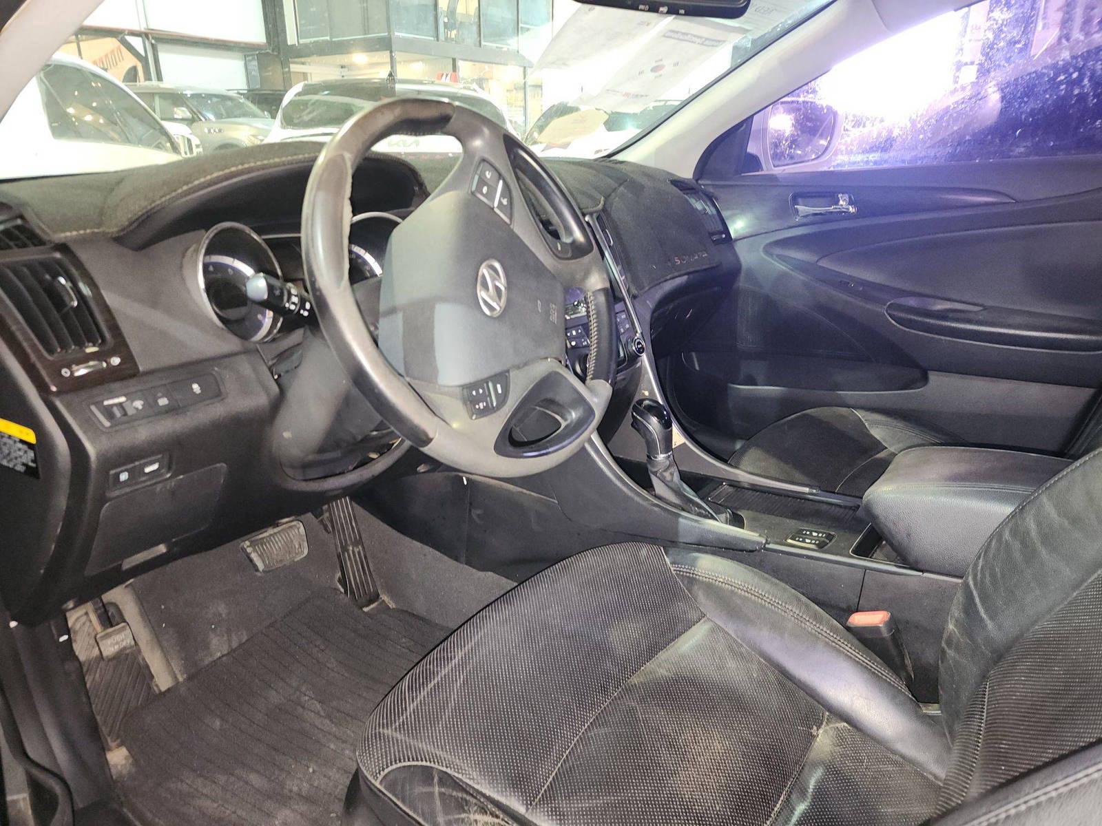 HYUNDAI SONATA 2012 - Marhaba Auction Used Cars - Image 9