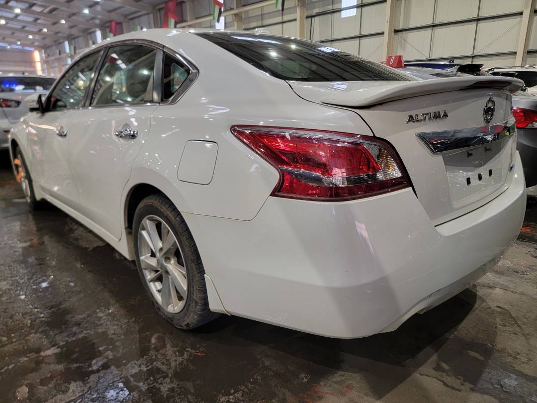 2013 NISSAN ALTIMA — 233985 Miles — Lot 58605653 - Marhaba Auctions Used Cars - Image 3
