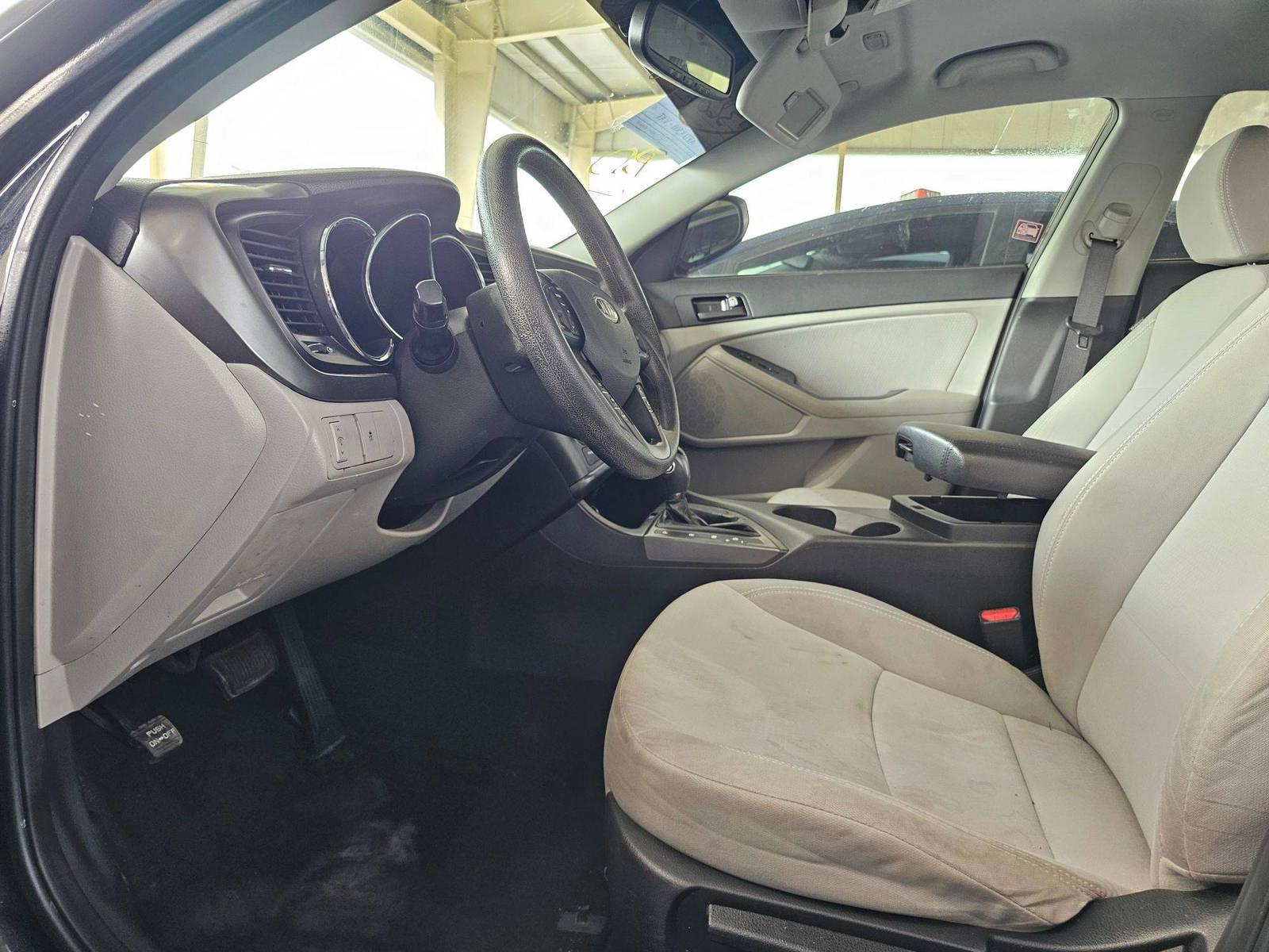 2012 KIA OPTIMA — 185124 Miles — Lot 5274071 — Souq - Marhaba Auctions Used Cars - Image 8