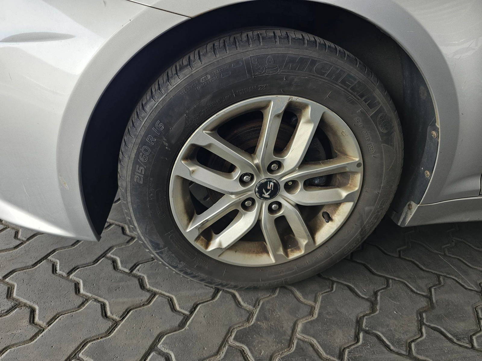 2013 KIA K5 — 180988 KM — Lot 386016 — Souq - Marhaba Auctions Used Cars - Image 10
