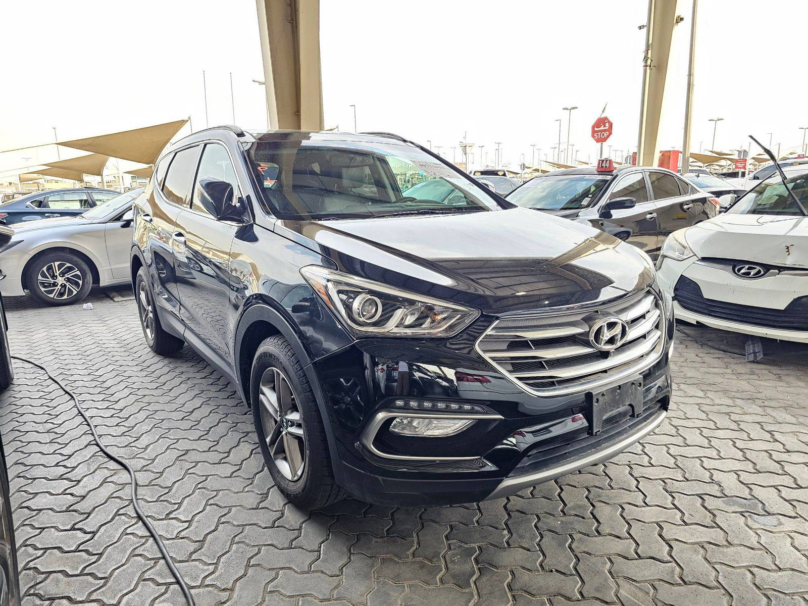 2017 HYUNDAI SANTA FE — 147932 Miles — Lot LB6HG387045 — Souq - Marhaba Auctions Used Cars - Image 5