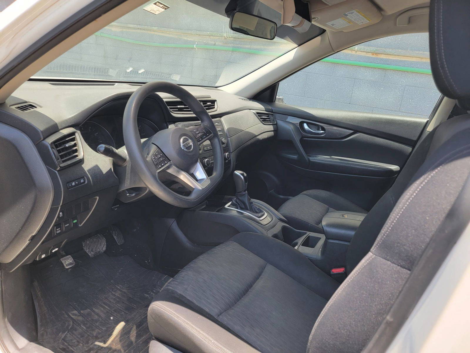 NISSAN ROGUE 2017 - Marhaba Auction Used Cars - Image 7