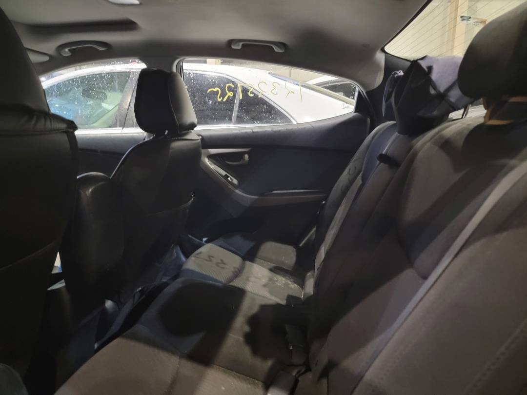 HYUNDAI ELANTRA 2015 - Marhaba Auction Used Cars - Image 7