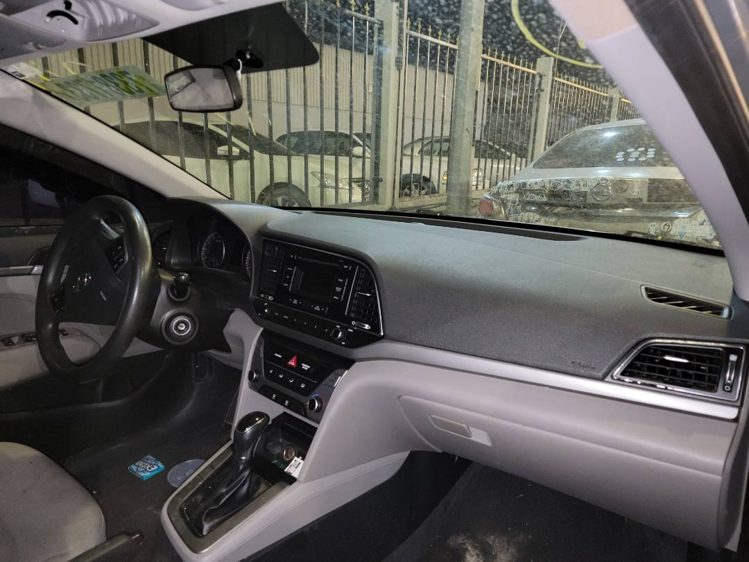 2017 HYUNDAI ELANTRA — 145568 Miles — Lot 73381733 - Marhaba Auctions Used Cars - Image 4