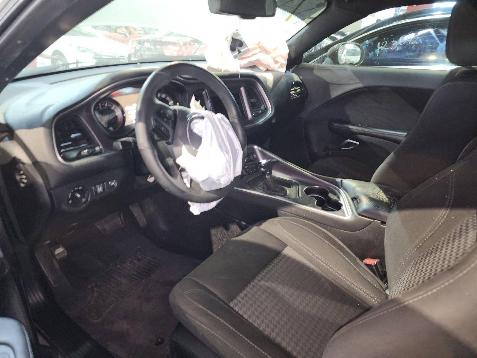 2018 DODGE CHALLENGER — 107179 Miles — Lot 58498704 — Al Quoz - Marhaba Auctions Used Cars - Image 6