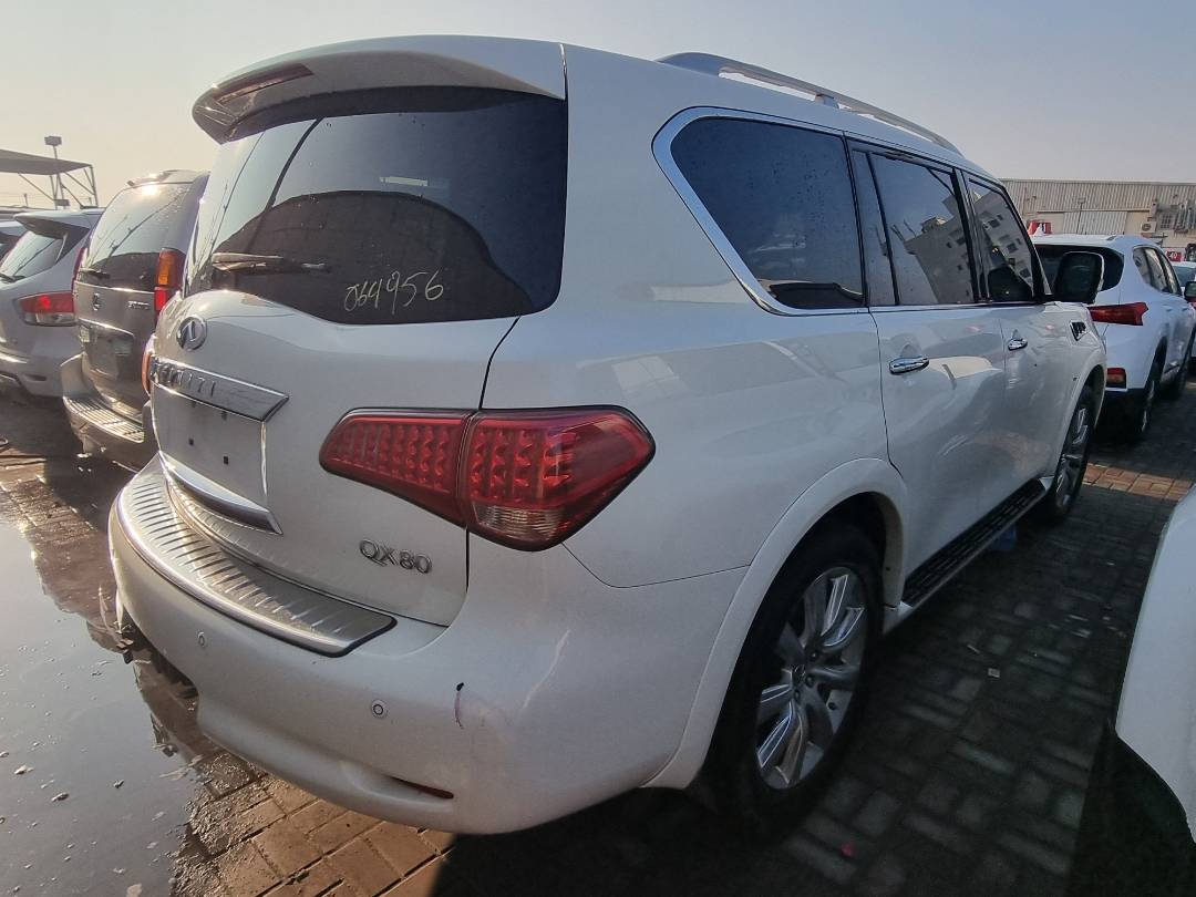2014 INFINITI QX80 — 191960 Miles — Lot 064956 — Ind. 12 - Marhaba Auctions Used Cars - Image 5