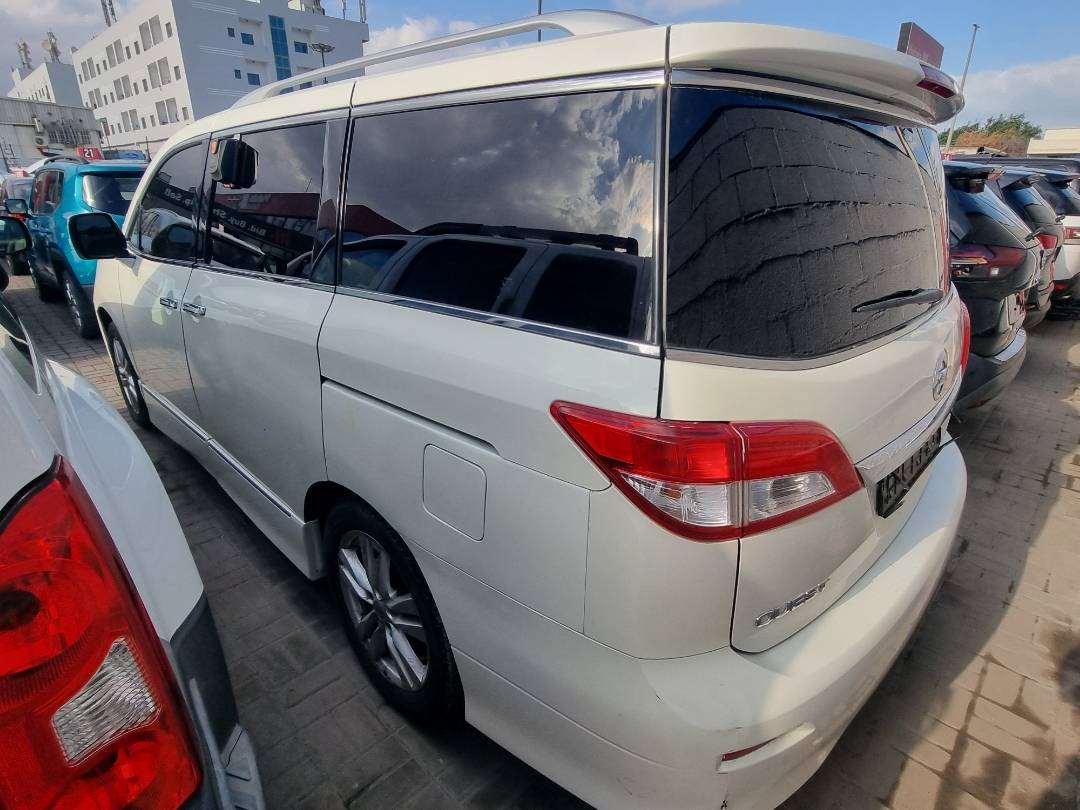 2014 NISSAN QUEST — 221397 Miles — Lot E9103180 — Ind. 12 - Marhaba Auctions Used Cars - Image 4
