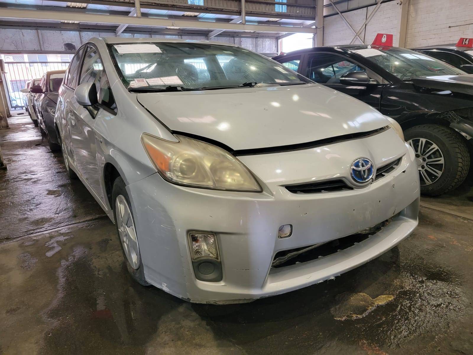 2010 TOYOTA PRIUS — 194395 Miles — Lot 43190664 — Main - Marhaba Auctions Used Cars - Image 5