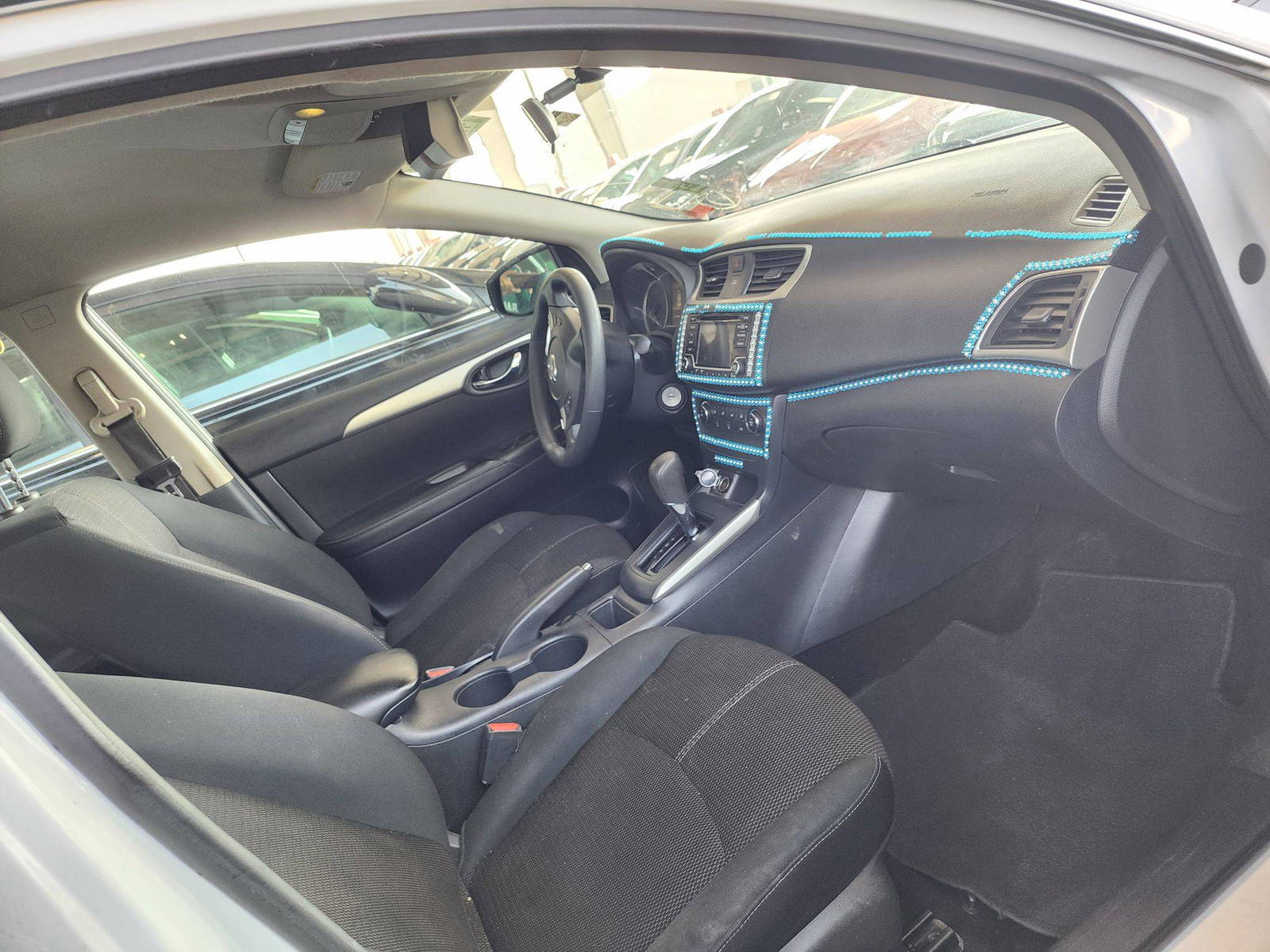 2018 NISSAN SENTRA — 136804 Miles — Lot 48215384 — Souq - Marhaba Auctions Used Cars - Image 5