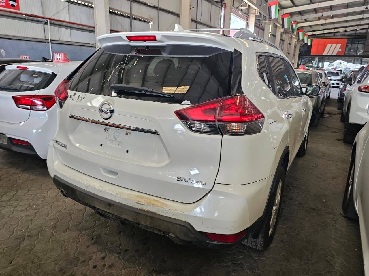 2017 NISSAN ROGUE — 226085 KM — Lot C762877 — Main - Marhaba Auctions Used Cars - Image 4