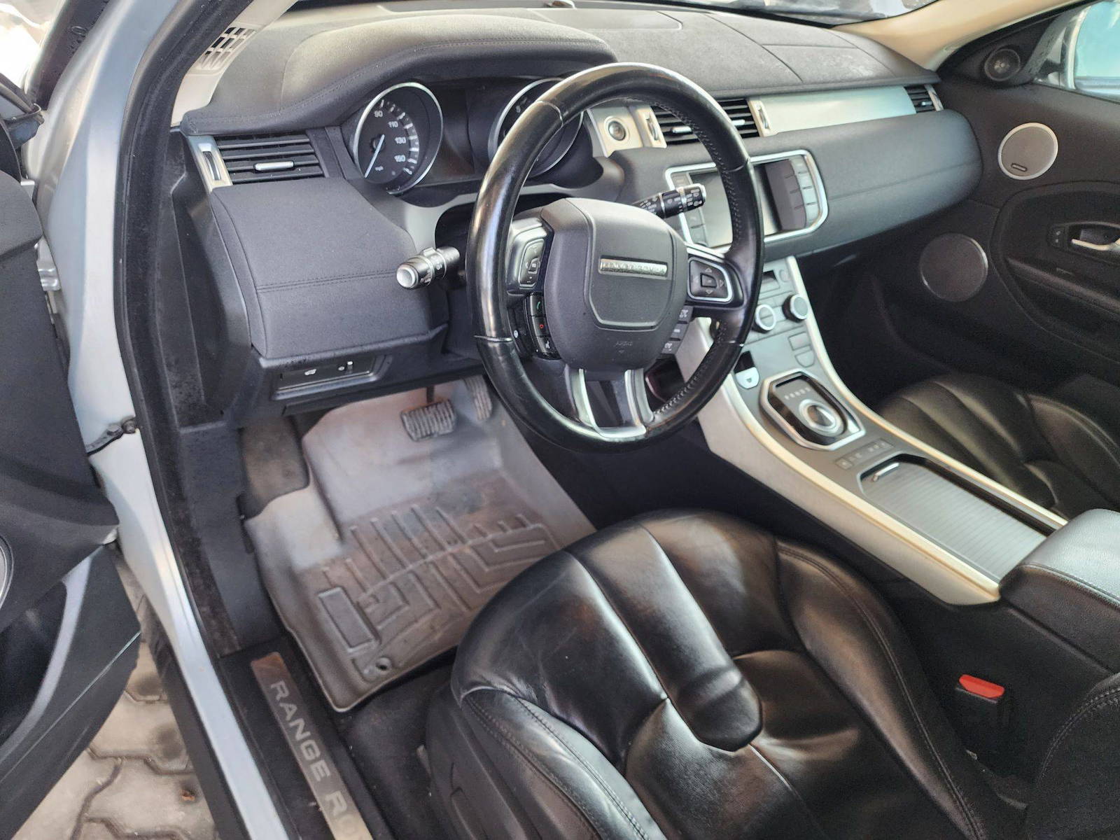 2012 LAND ROVER RANGE ROVER EVOQUE PURE — 201747 Miles — Lot 38143914 - Marhaba Auctions Used Cars - Image 9