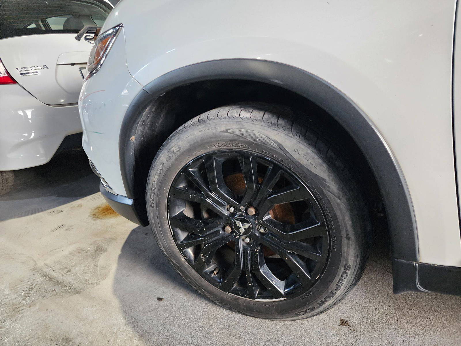 2018 MITSUBISHI OUTLANDER — 103683 Miles — Lot 40687252 — Main - Marhaba Auctions Used Cars - Image 12