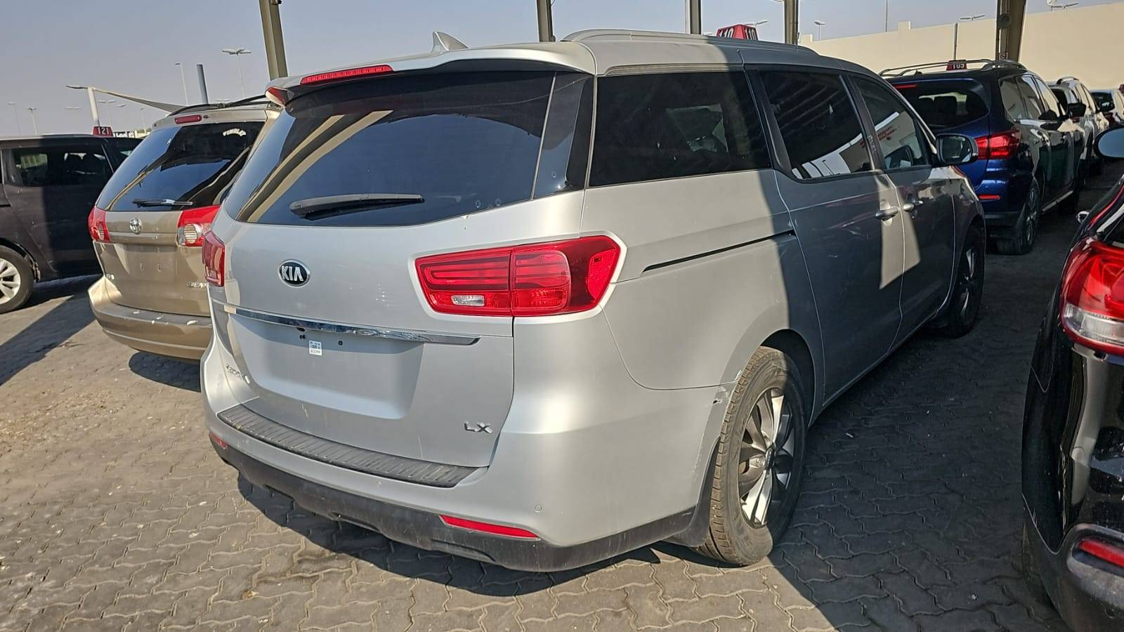 2020 KIA SEDONA — 80655 Miles — Lot 6644290 — Souq - Marhaba Auctions Used Cars - Image 2