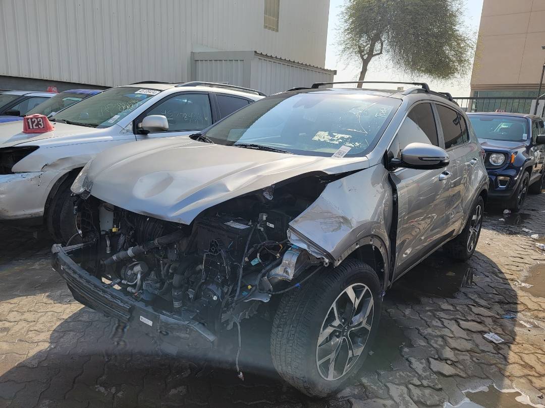2020 KIA SPORTAGE — 57261 Miles — Lot 52883614 — Souq - Marhaba Auctions Used Cars - Image 5