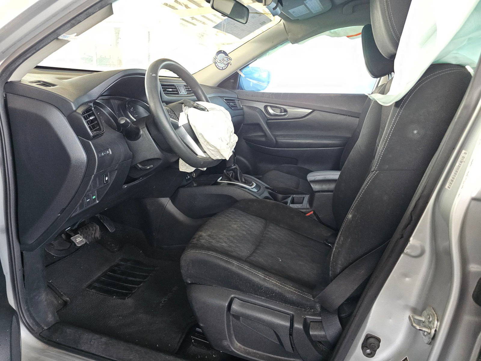 NISSAN ROGUE 2018 - Marhaba Auction Used Cars - Image 8