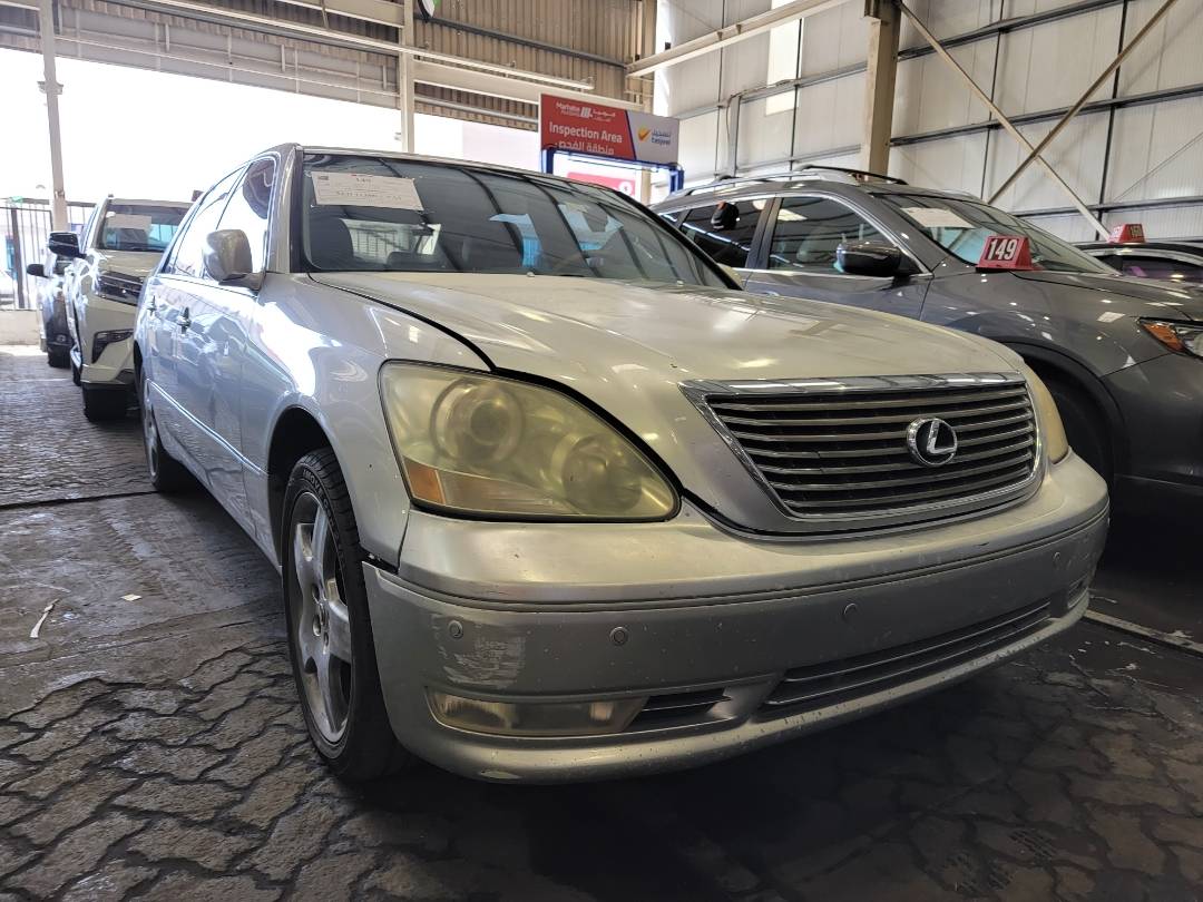 2005 LEXUS LS 430 — 268648 Miles — Lot 5020025 — Main - Marhaba Auctions Used Cars - Image 4