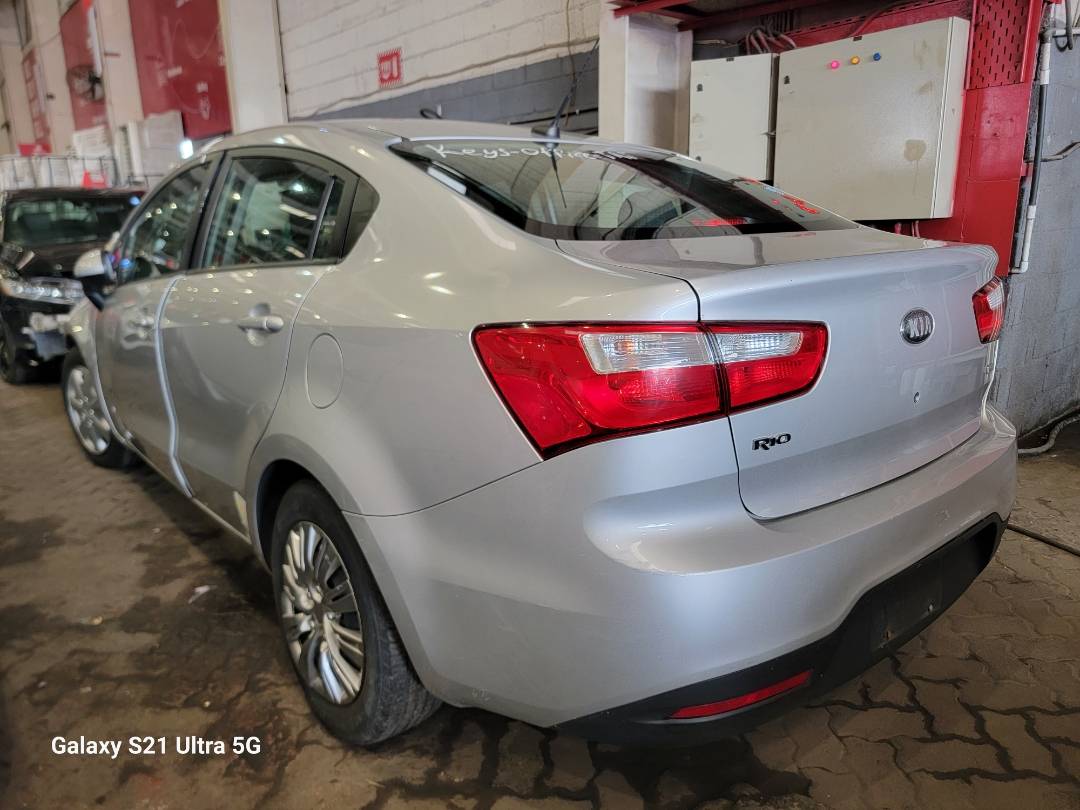 2013 KIA RIO — 161196 Miles — Lot 68810804 — Main - Marhaba Auctions Used Cars - Image 5