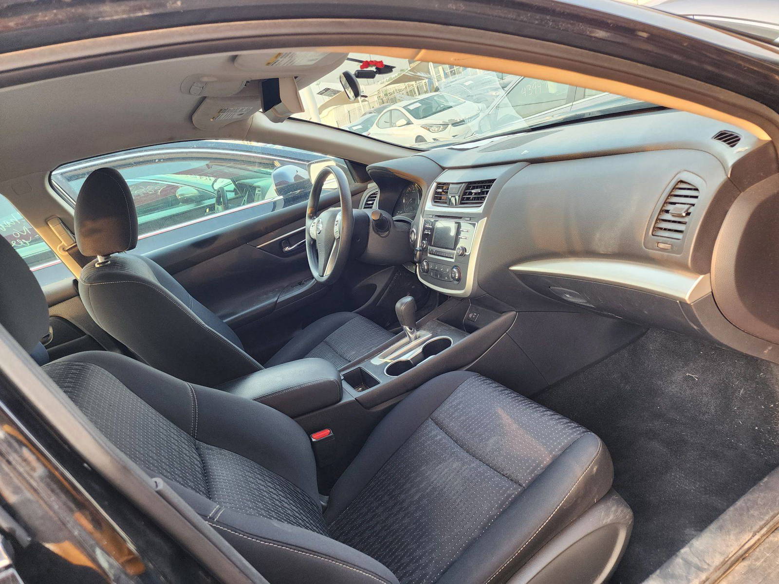 2017 NISSAN ALTIMA — 128532 Miles — Lot 30008 — Souq - Marhaba Auctions Used Cars - Image 4