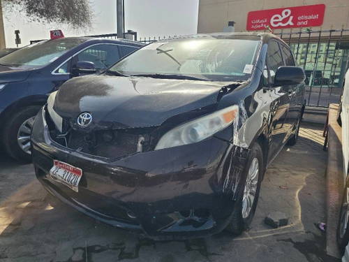 TOYOTA SIENNA