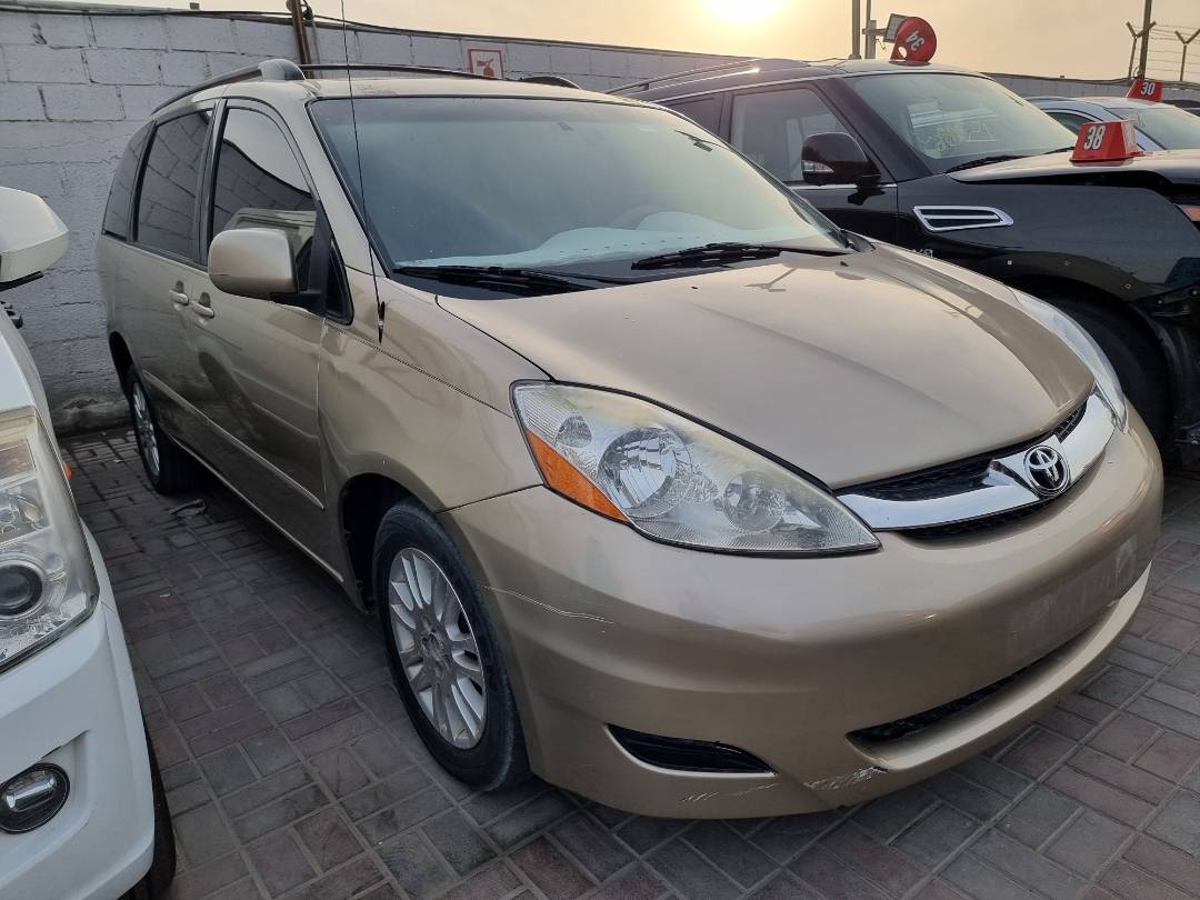 2008 TOYOTA SIENNA — 284253 Miles — Lot 124578 — Ind. 12 - Marhaba Auctions Used Cars - Image 3