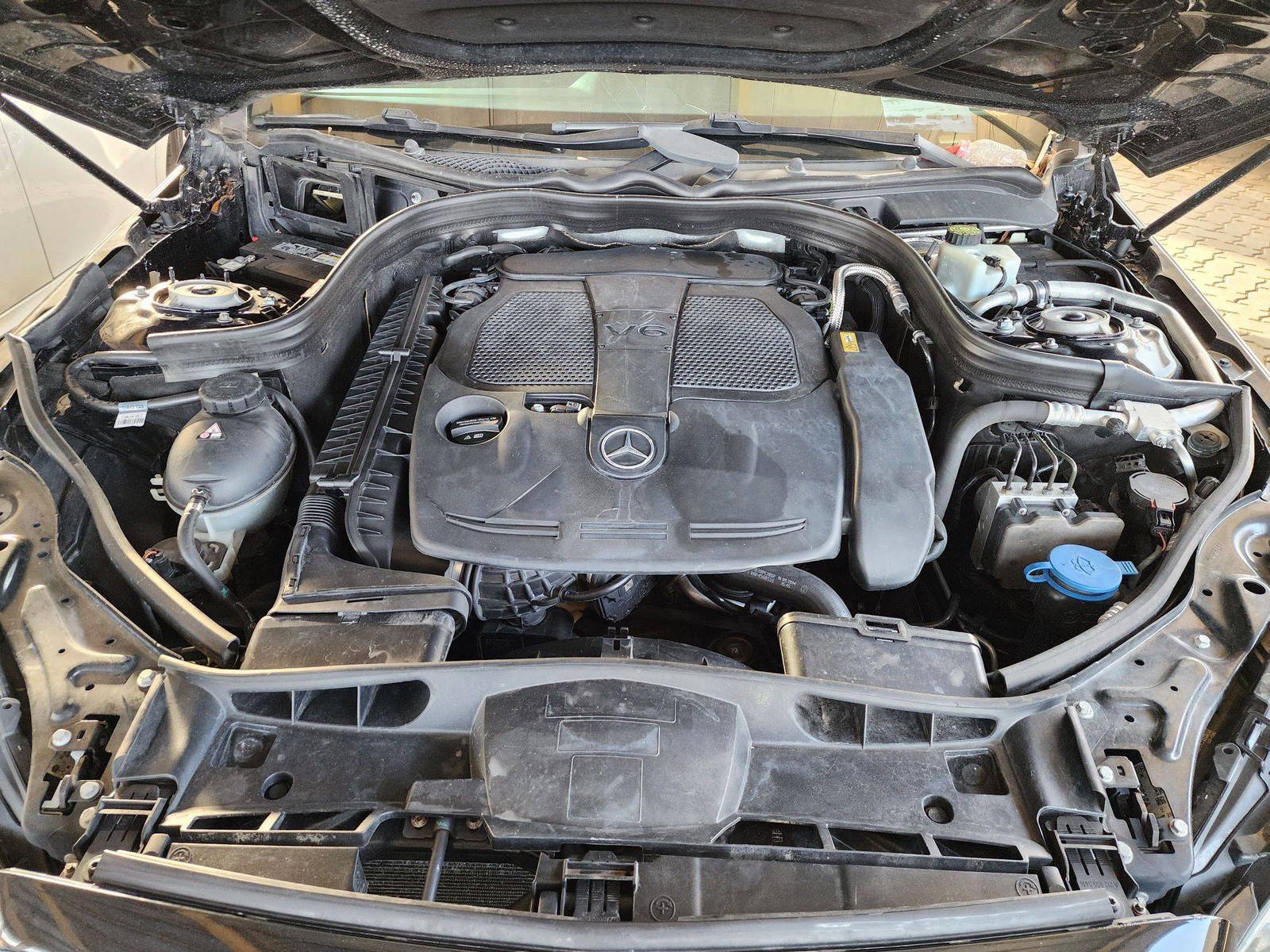 2015 MERCEDES BENZ E 350 — 150455 Miles — Lot 14768 — Souq - Marhaba Auctions Used Cars - Image 12
