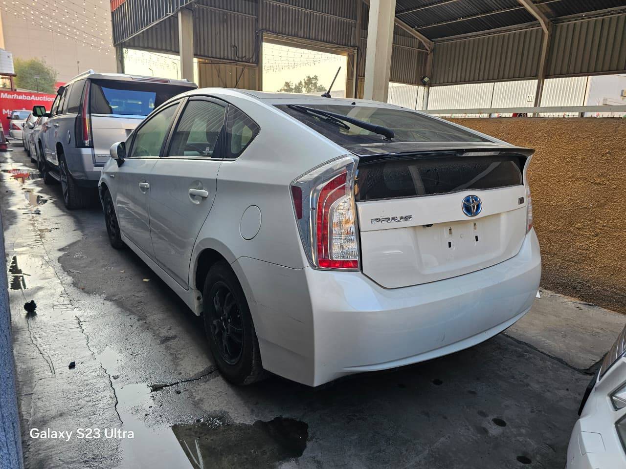 2015 TOYOTA PRIUS — 195191 Miles — Lot 42961045 — Main - Marhaba Auctions Used Cars - Image 5