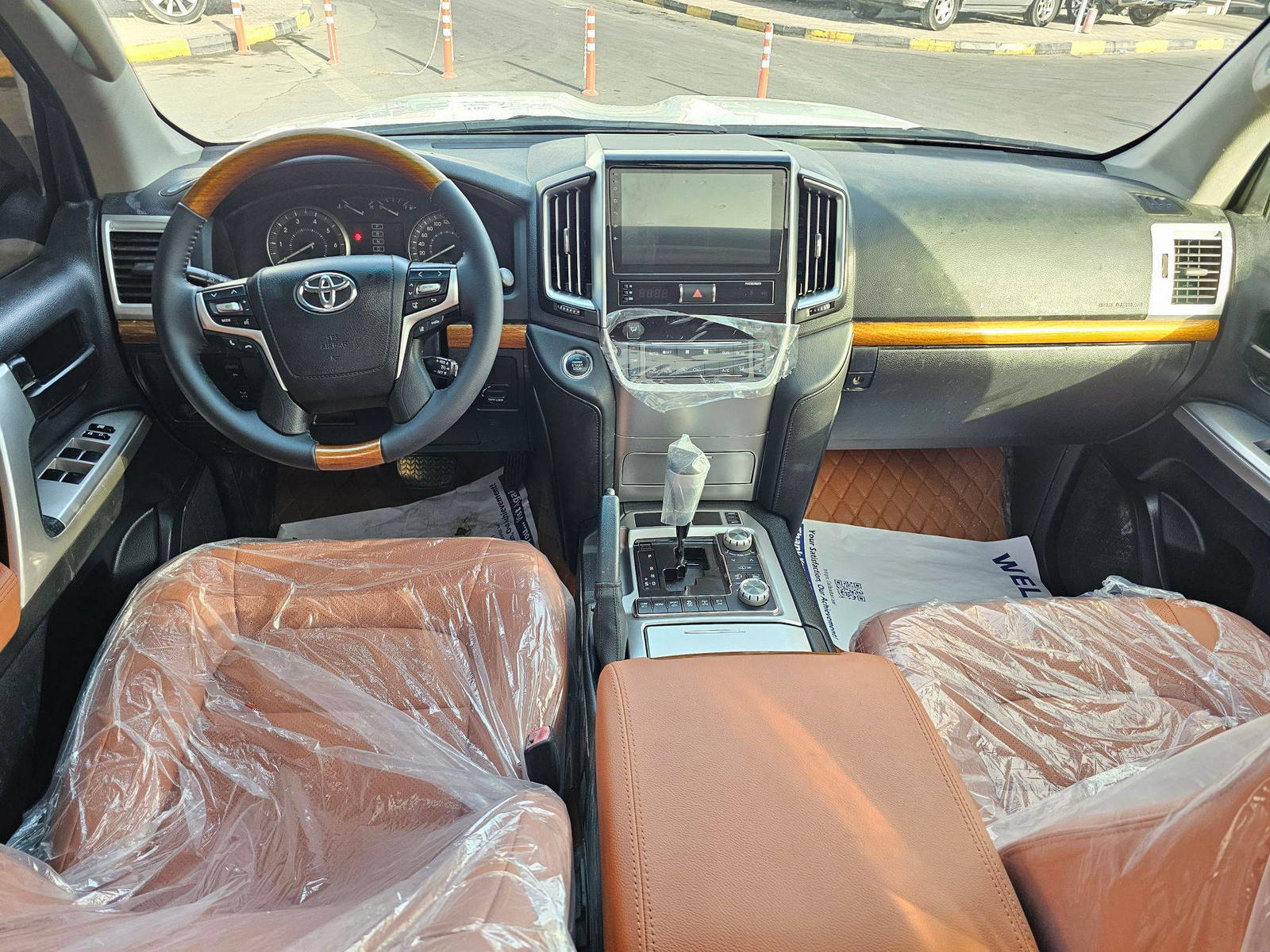 TOYOTA LAND CRUISER 2012 - Marhaba Auction Used Cars - Image 8