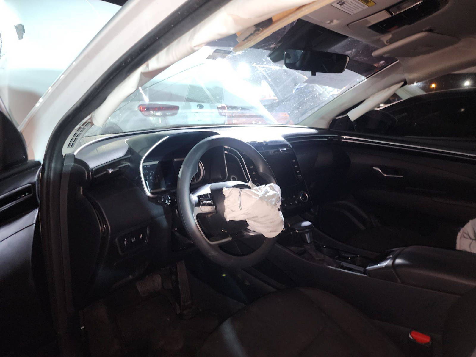 HYUNDAI TUCSON 2023 - Marhaba Auction Used Cars - Image 8