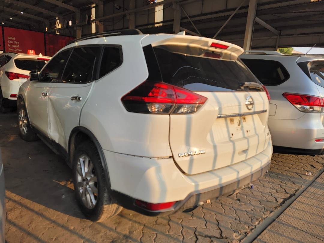 2018 NISSAN ROGUE — 138280 Miles — Lot 240228 — Main - Marhaba Auctions Used Cars - Image 3