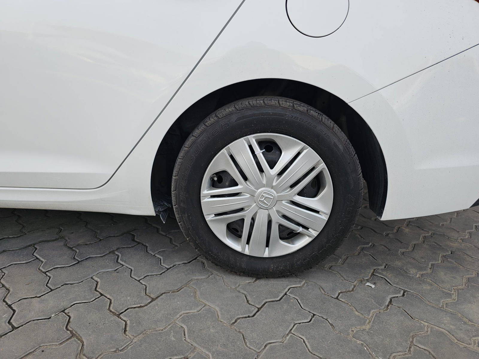 HYUNDAI ACCENT 2020 - Marhaba Auction Used Cars - Image 10