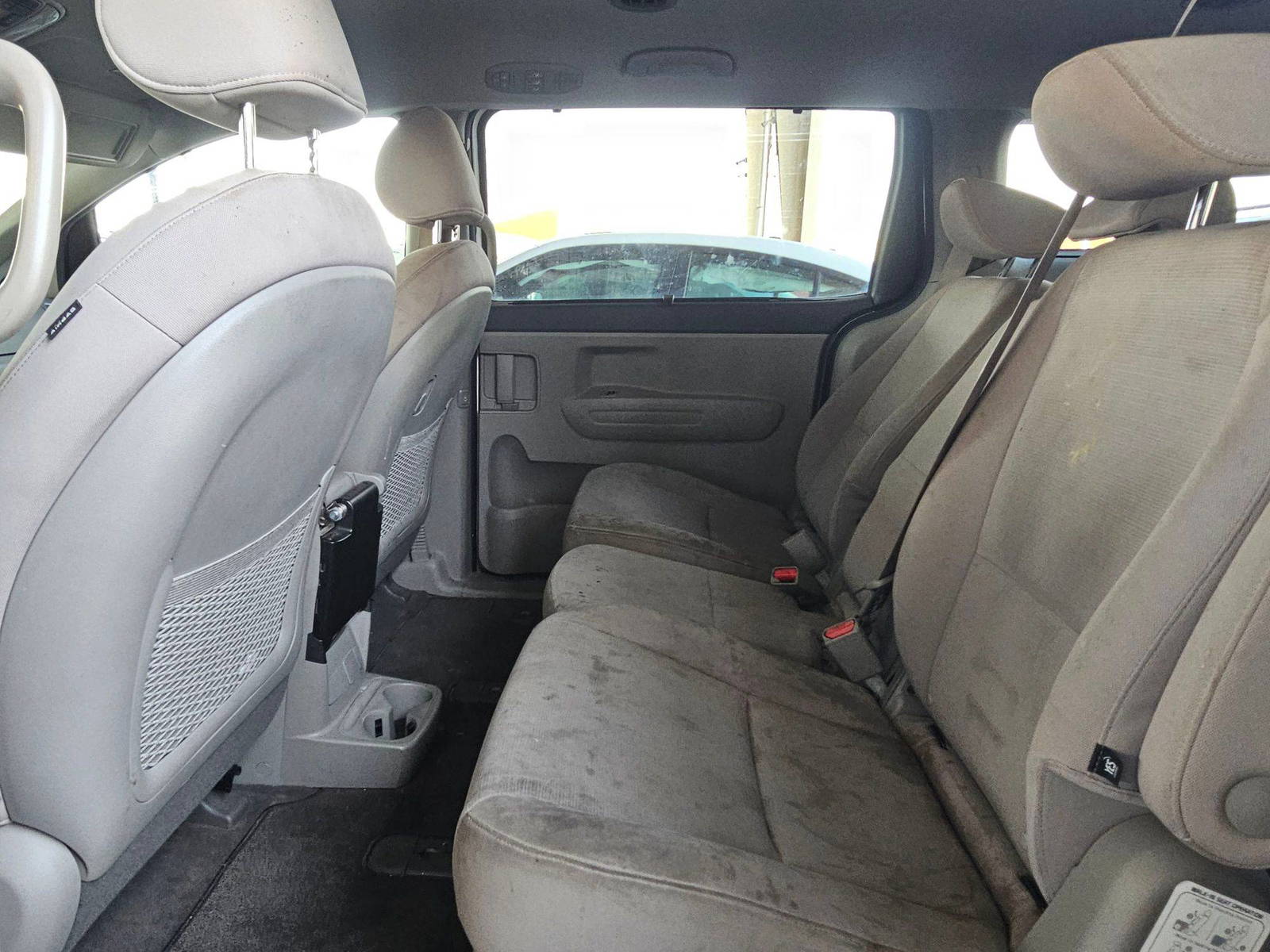 KIA SEDONA 2015 - Marhaba Auction Used Cars - Image 6