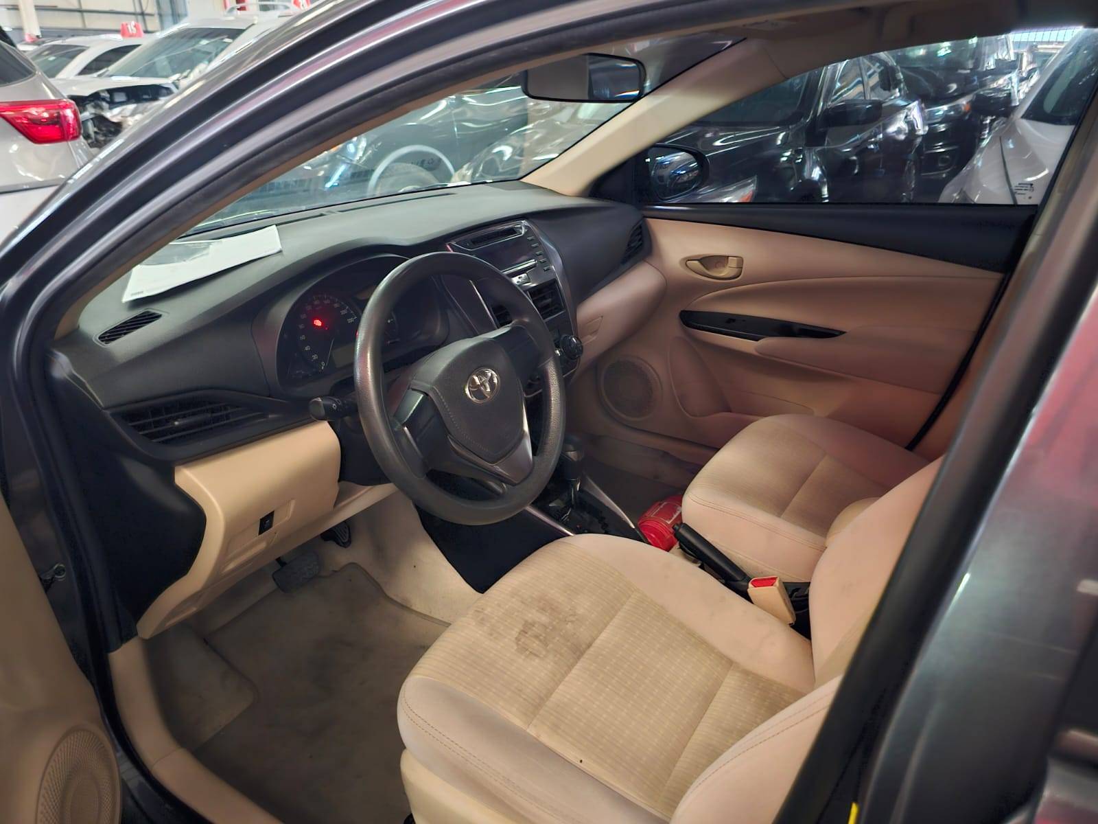 2021 TOYOTA YARIS — 100535 KM — Lot M2149126 — Main - Marhaba Auctions Used Cars - Image 8