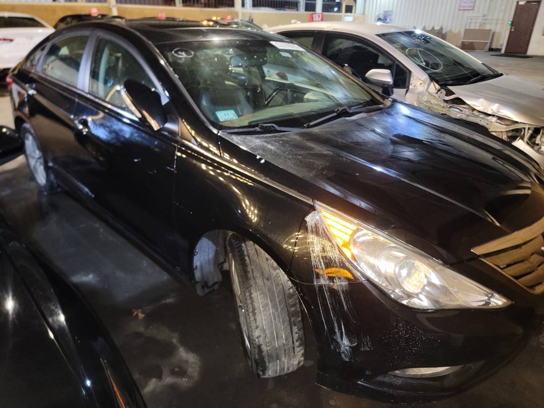 2011 HYUNDAI SONATA — 193518 Miles — Lot 1054105 - Marhaba Auctions Used Cars - Image 6