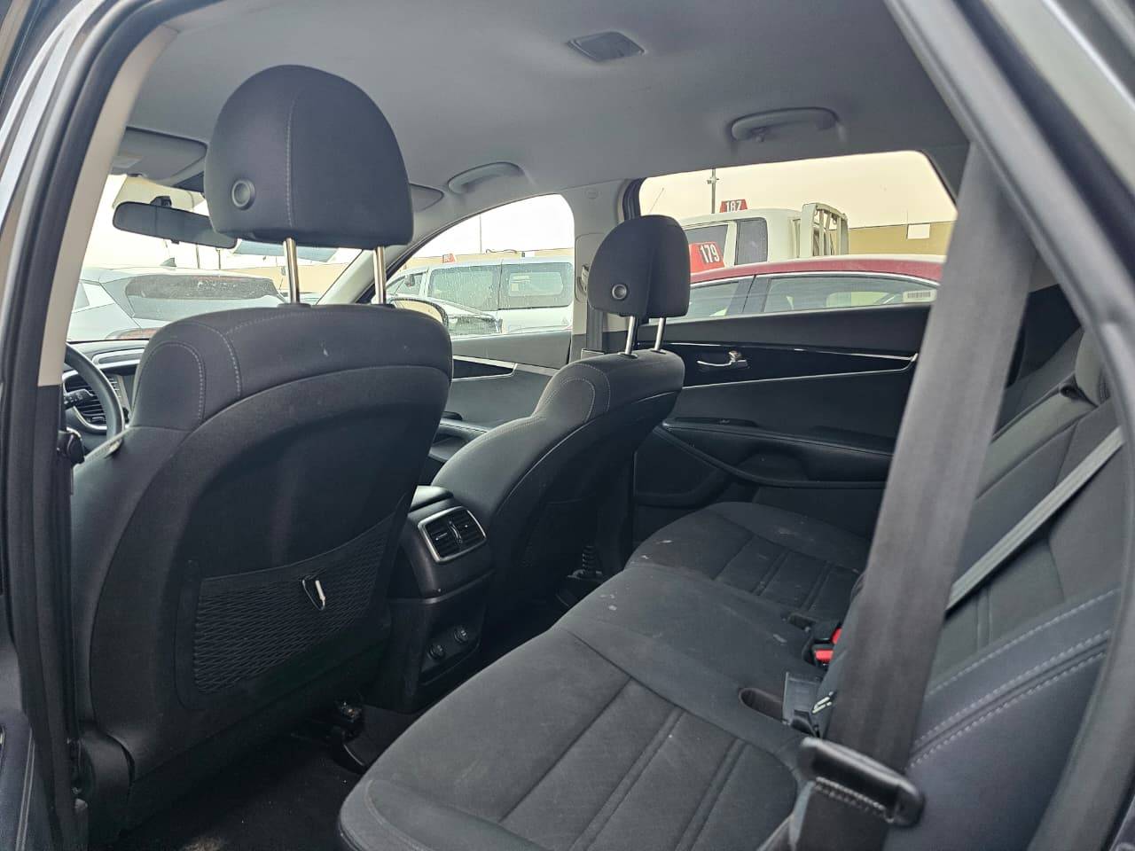 KIA SORENTO 2019 - Marhaba Auction Used Cars - Image 8