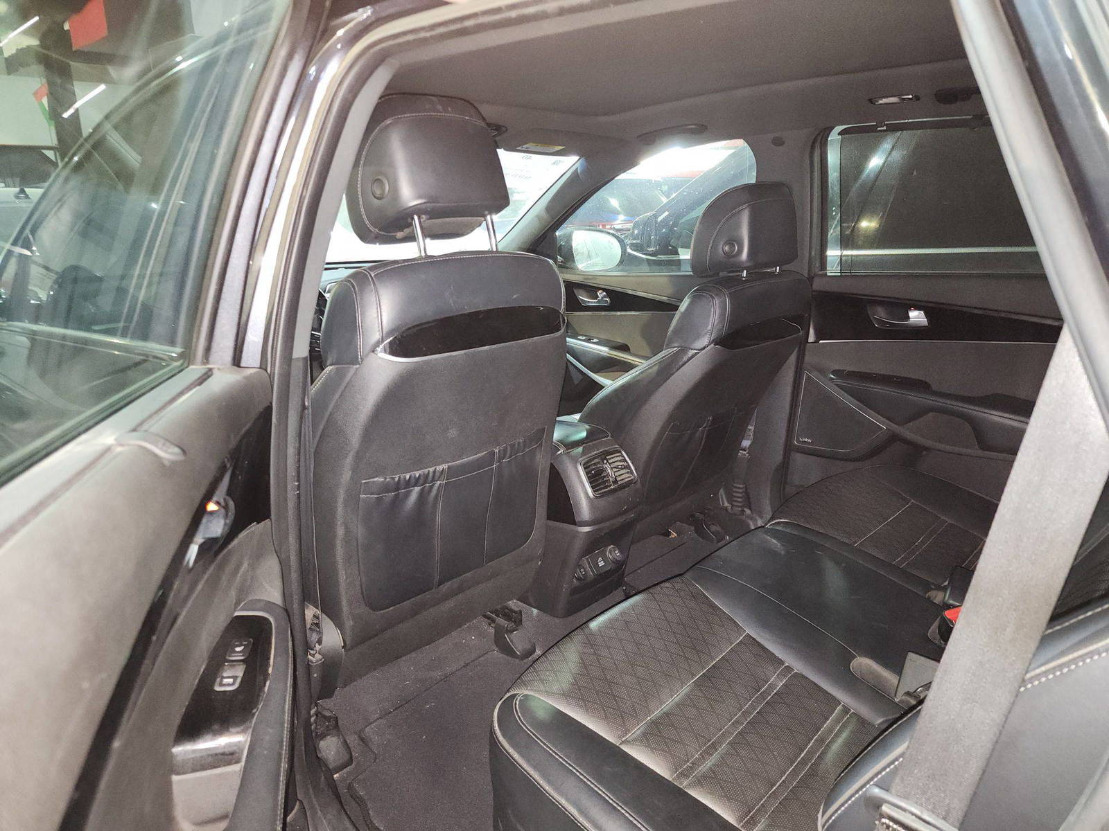 KIA SORENTO 2017 - Marhaba Auction Used Cars - Image 7