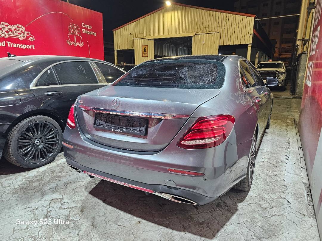 2018 MERCEDES BENZ E-300 — 140400 KM — Lot JA373579 — Main - Marhaba Auctions Used Cars - Image 5