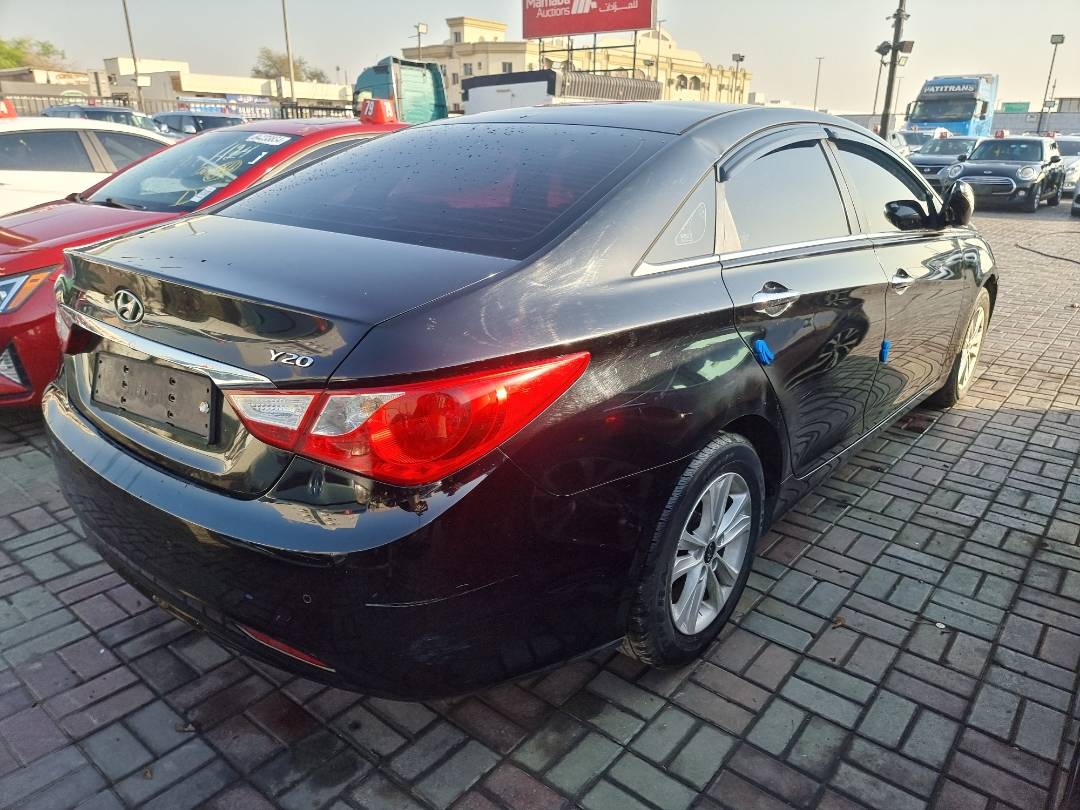 2011 HYUNDAI SONATA — 163736 KM — Lot 125478 — Main - Marhaba Auctions Used Cars - Image 4